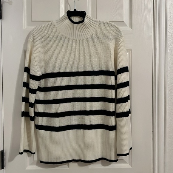 Baltic Born Lush Cream Black Striped Tunic Mock Neck Sweater Size Small Preppy - Picture 2 of 5